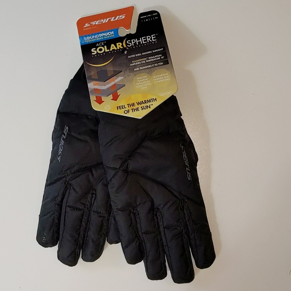 NWT Seirus Women's Gloves, sleek and warm